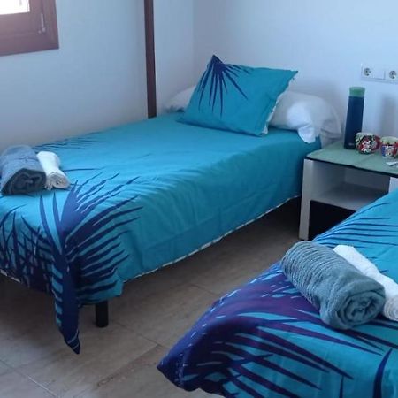 Max Friend'S Apartment Ibiza Bagian luar foto