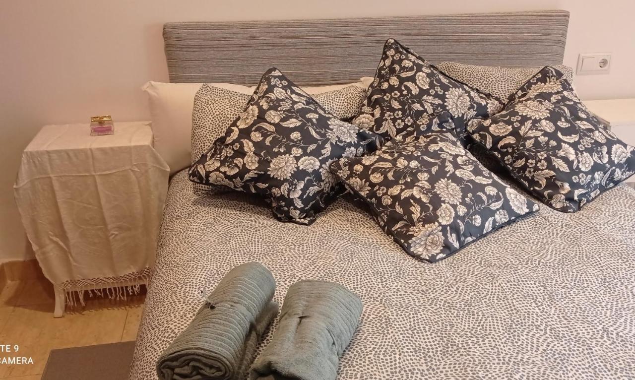 Max Friend'S Apartment Ibiza Bagian luar foto
