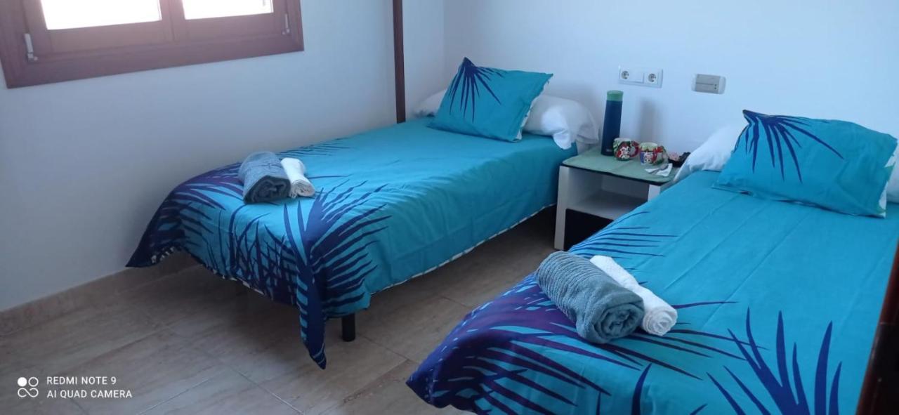 Max Friend'S Apartment Ibiza Bagian luar foto