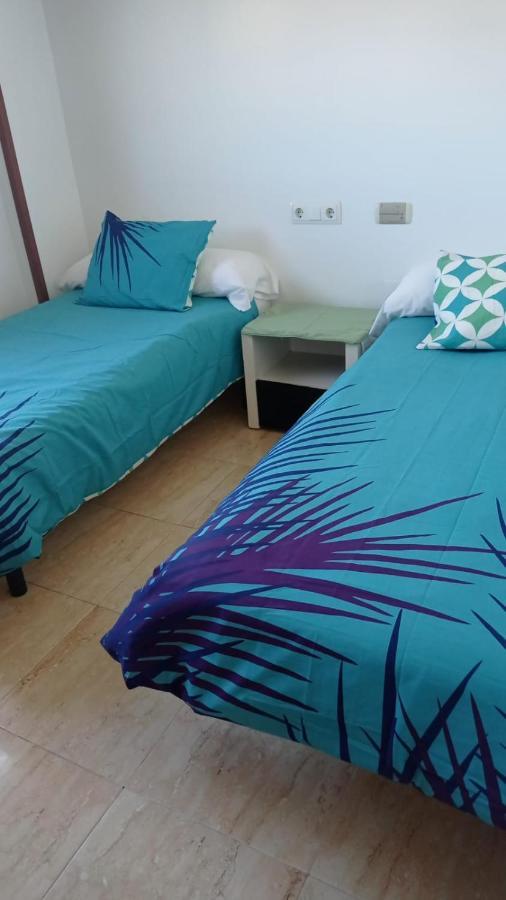 Max Friend'S Apartment Ibiza Bagian luar foto